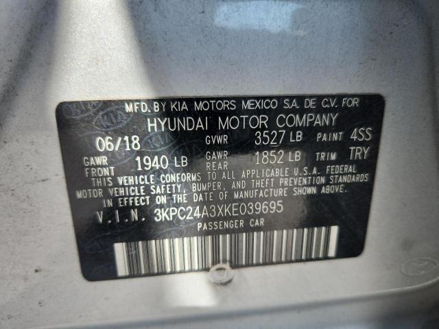 3KPC24A3XKE039695 - 2019 HYUNDAI ACCENT SE ვერცხლისფერი ფოტო 13