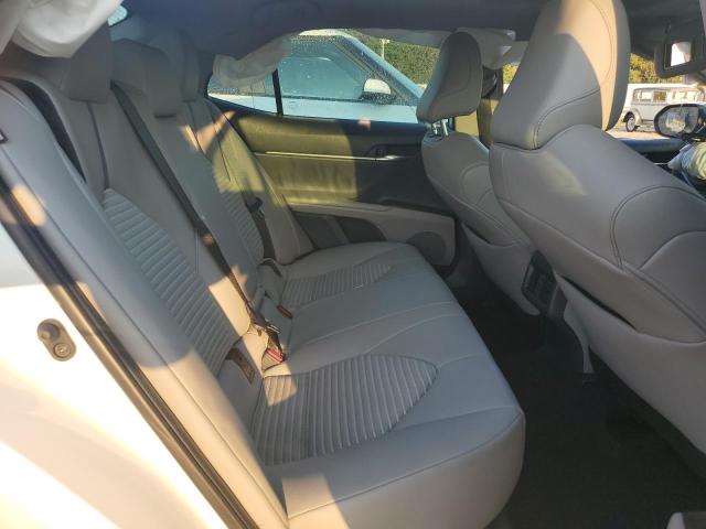 4T1S11AK9PU095118 - 2023 TOYOTA CAMRY SE NIGHT SHADE WHITE photo 10