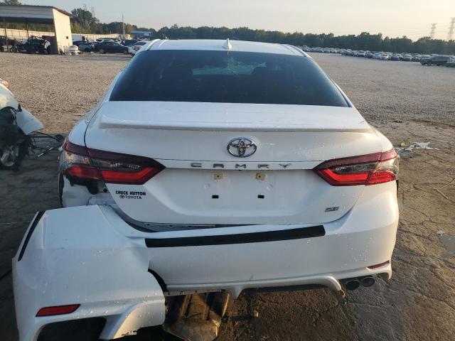 4T1S11AK9PU095118 - 2023 TOYOTA CAMRY SE NIGHT SHADE WHITE photo 6