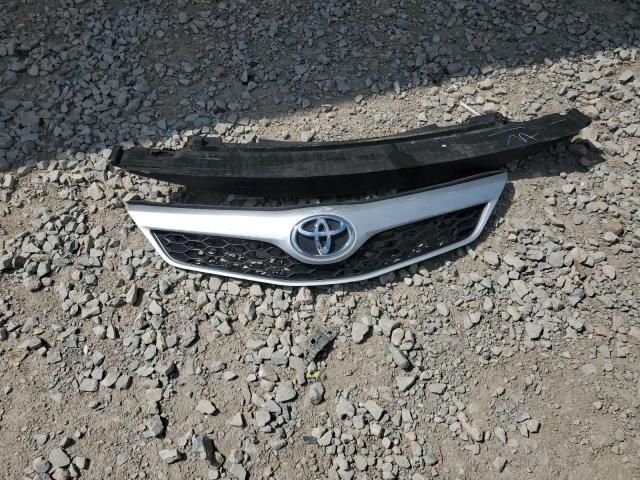 4T1BF1FK3CU172845 - 2012 TOYOTA CAMRY BASE SILVER photo 12