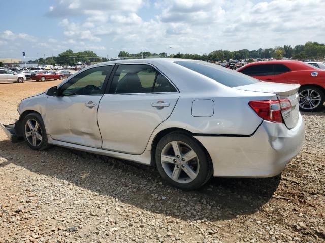 4T1BF1FK3CU172845 - 2012 TOYOTA CAMRY BASE SILVER photo 2