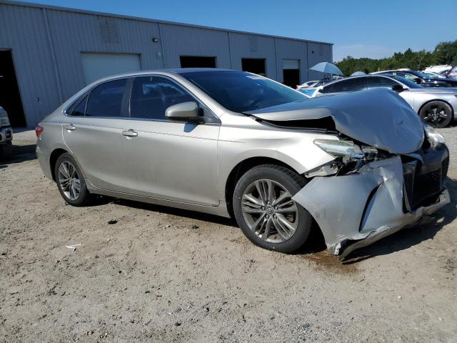 4T1BF1FK5GU189717 - 2016 TOYOTA CAMRY LE SILVER photo 4