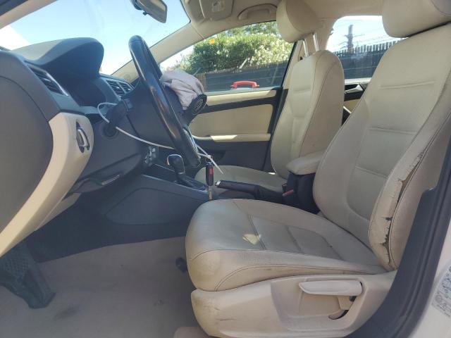 3VWDP7AJ6CM079007 - 2012 VOLKSWAGEN JETTA SE WHITE photo 7