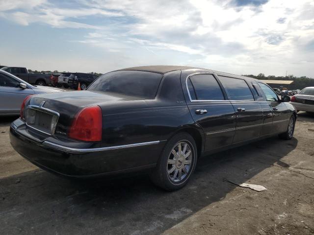 1L1FM81W74Y626827 - 2004 LINCOLN TOWN CAR EXECUTIVE BLACK photo 3
