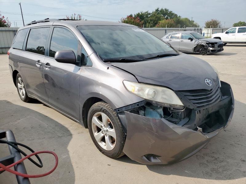 5TDKK3DC7ES483077 - 2014 TOYOTA SIENNA LE GRAY photo 4