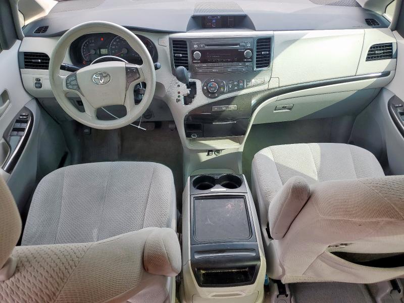 5TDKK3DC7ES483077 - 2014 TOYOTA SIENNA LE GRAY photo 8