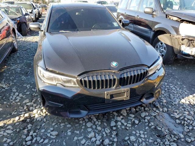 WBA5R7C53KAJ80001 - 2019 BMW 330XI BLACK photo 5