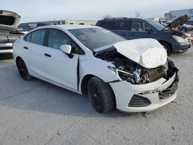 1G1BE5SM8K7119263 - 2019 CHEVROLET CRUZE LT WHITE photo 4