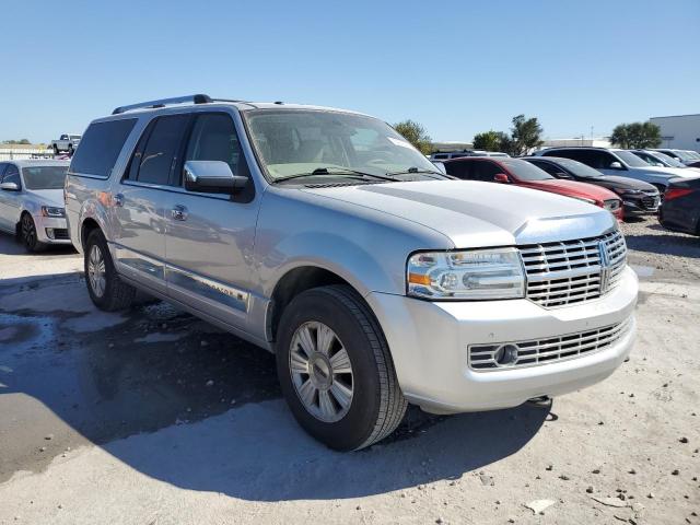 5LMJJ3J57AEJ01059 - 2010 LINCOLN NAVIGATOR L SILVER photo 4