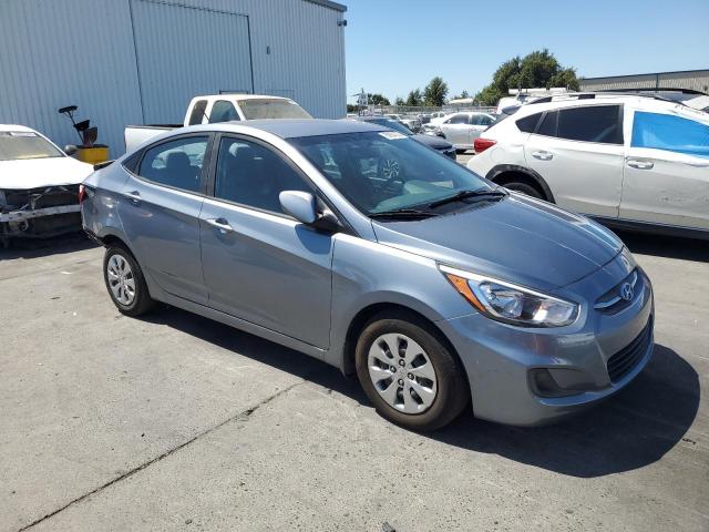 KMHCT4AE1HU352252 - 2017 HYUNDAI ACCENT SE Argent photo 4