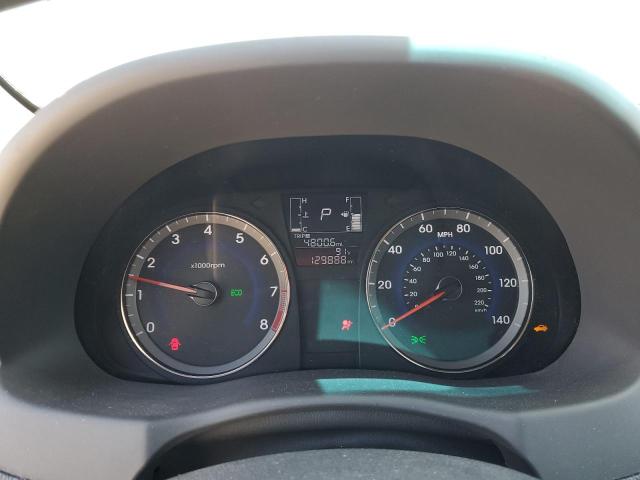 KMHCT4AE1HU352252 - 2017 HYUNDAI ACCENT SE Argent photo 9