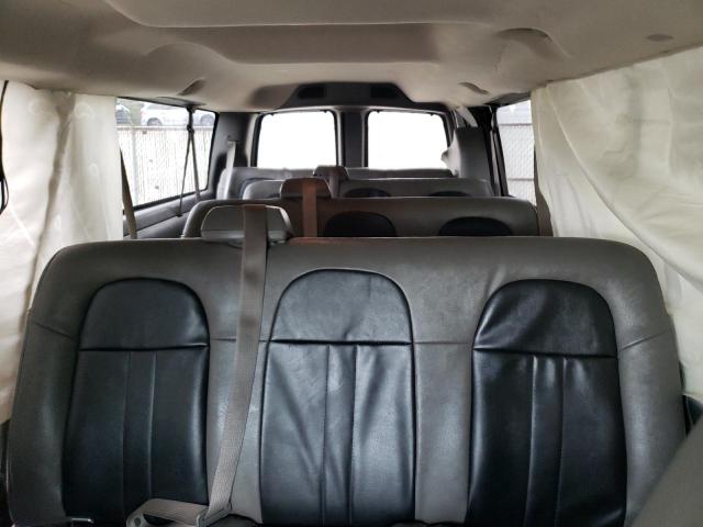 1GA2G1DG6A1104661 - 2010 CHEVROLET EXPRESS G3 LT WHITE photo 10