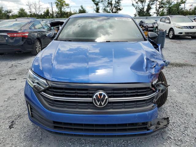 3VWBM7BU2RM002992 - 2024 VOLKSWAGEN JETTA SPORT BLUE photo 5