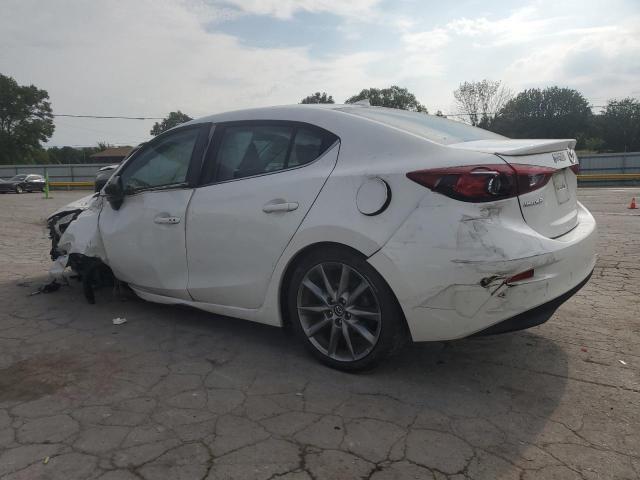 3MZBN1V32JM254114 - 2018 MAZDA 3 TOURING WHITE photo 2