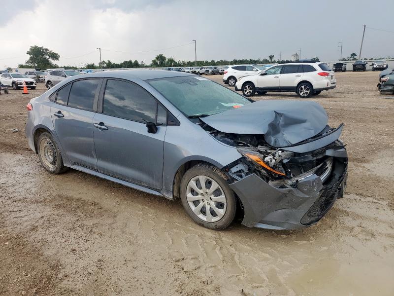 5YFEPMAE9MP173482 - 2021 TOYOTA COROLLA LE BLUE photo 4