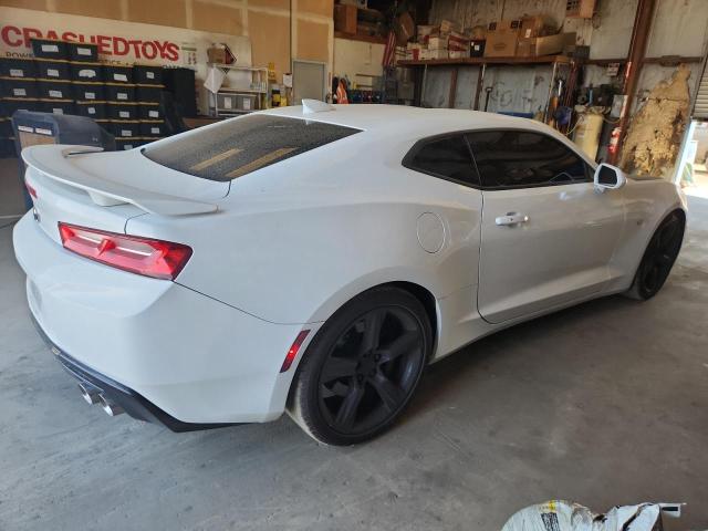 1G1FE1R72J0182134 - 2018 CHEVROLET CAMARO SS Weiß Foto 3