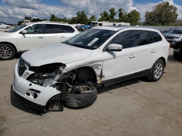 2013 VOLVO XC60 3.2, 