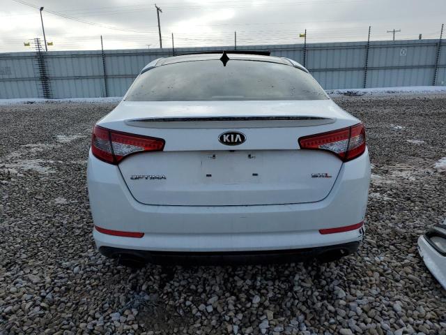 5XXGR4A63DG092398 - 2013 KIA OPTIMA SX WHITE photo 6