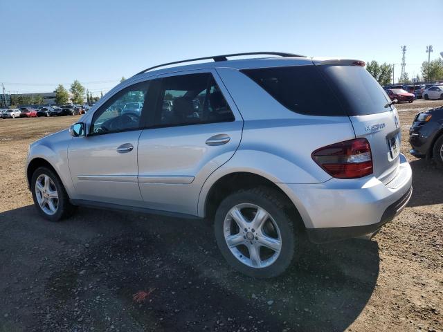 4JGBB22E18A397680 - 2008 MERCEDES-BENZ ML 320 CDI SILVER photo 2
