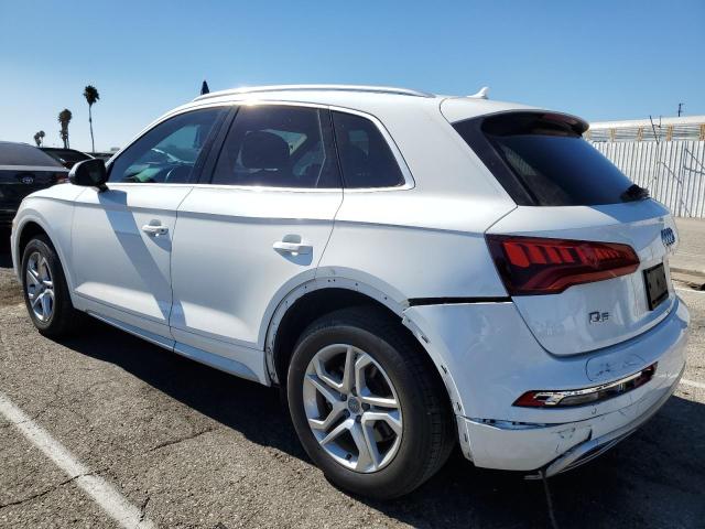 WA1BNAFY2J2174469 - 2018 AUDI Q5 PREMIUM PLUS WHITE photo 2