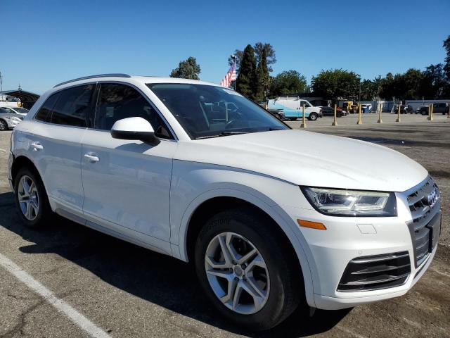 WA1BNAFY2J2174469 - 2018 AUDI Q5 PREMIUM PLUS WHITE photo 4