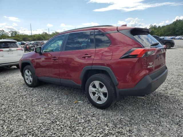 2T3P1RFV3MW144422 - 2021 TOYOTA RAV4 XLE RED photo 2