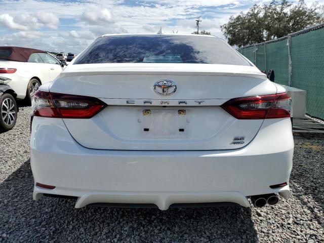 4T1G11BK4PU076030 - 2023 TOYOTA CAMRY SE NIGHT SHADE WHITE photo 6