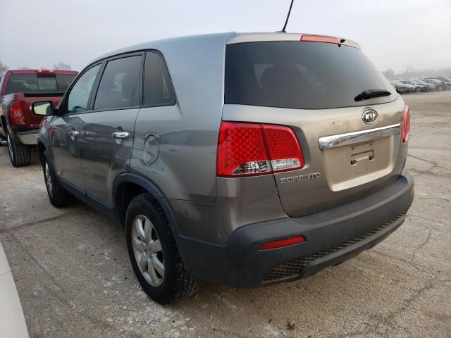 5XYKTCA13BG030289 - 2011 KIA SORENTO BASE GRAY photo 2