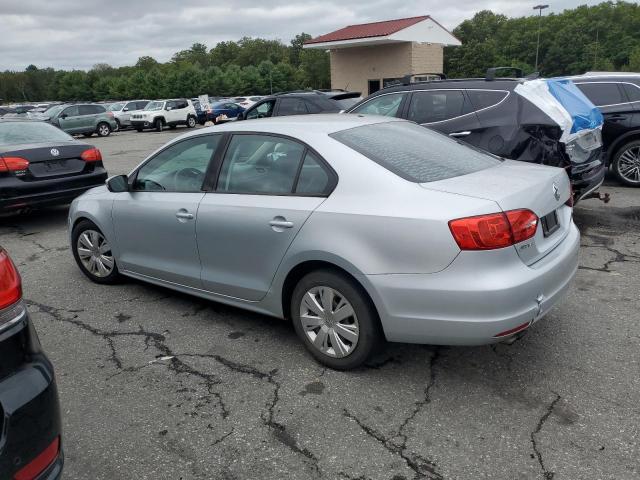 3VWDZ7AJ9BM361201 - 2011 VOLKSWAGEN JETTA SE SILVER photo 2