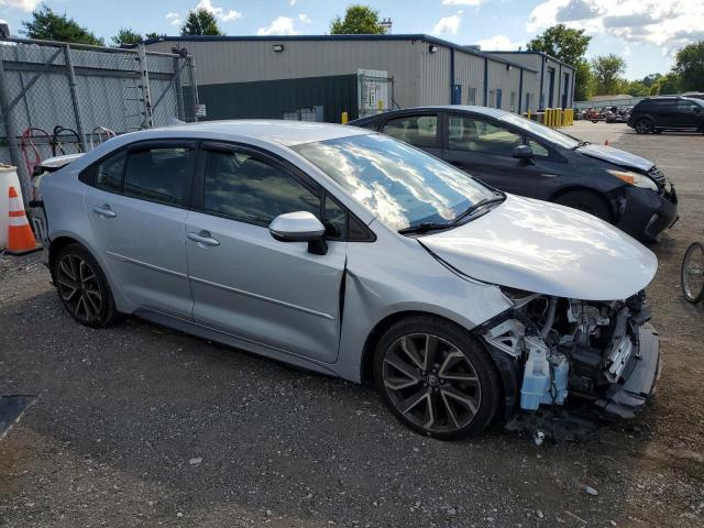 JTDS4RCE7LJ036856 - 2020 TOYOTA COROLLA SE SILVER photo 4
