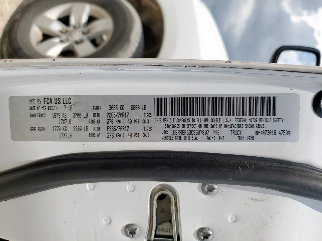 1C6RR6FG3KS507607 - 2019 RAM 1500 CLASS TRADESMAN Biały zdjęcie 12