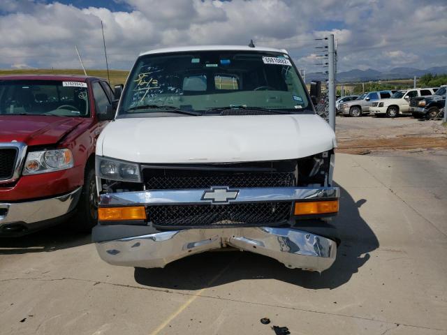 1GAZGPFG6K1235993 - 2019 CHEVROLET EXPRESS G3 LT WHITE photo 5