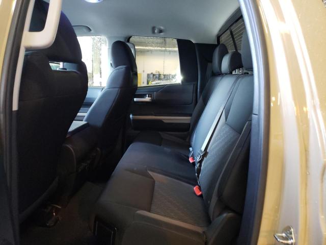 5TFUY5F11HX584760 - 2017 TOYOTA TUNDRA DOUBLE CAB SR/SR5 TAN photo 10