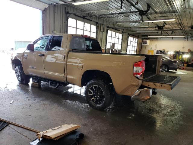 5TFUY5F11HX584760 - 2017 TOYOTA TUNDRA DOUBLE CAB SR/SR5 TAN photo 2