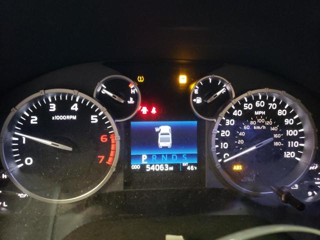 5TFUY5F11HX584760 - 2017 TOYOTA TUNDRA DOUBLE CAB SR/SR5 TAN photo 9