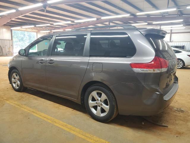 5TDKK3DC4CS211101 - 2012 TOYOTA SIENNA LE GRAY photo 2