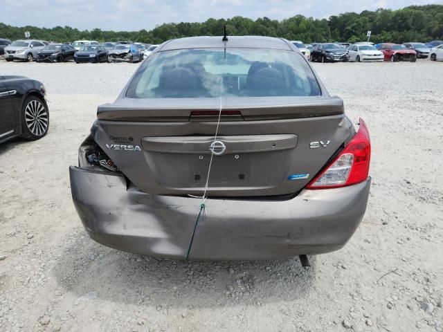 3N1CN7AP2DL841722 - 2013 NISSAN VERSA S GRAY photo 6