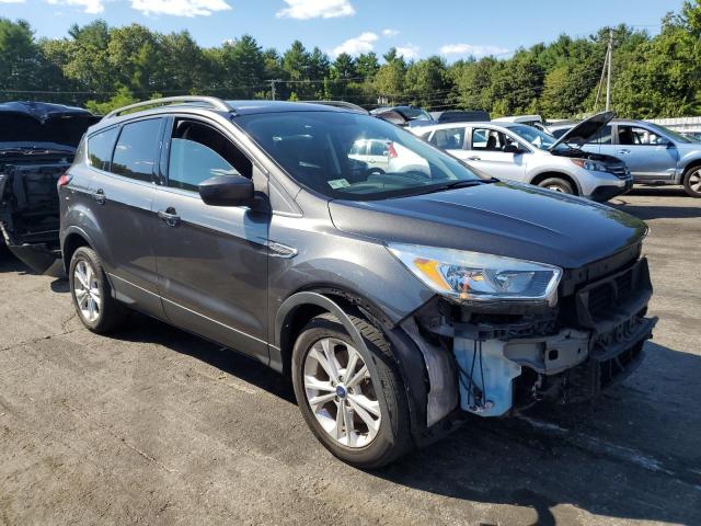 1FMCU9GD4JUC61717 - 2018 FORD ESCAPE SE ნაცრისფერი ფოტო 4