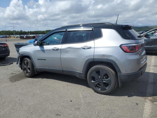 3C4NJDBB7KT682521 - 2019 JEEP COMPASS LATITUDE Күміс фото 2