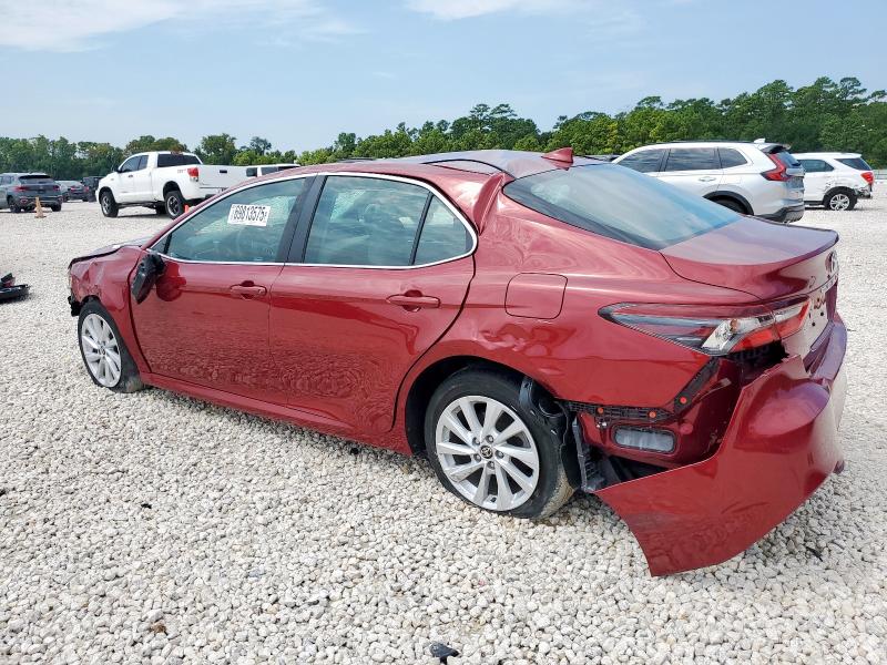 4T1C11AK9NU661537 - 2022 TOYOTA CAMRY LE 红色 照片 2