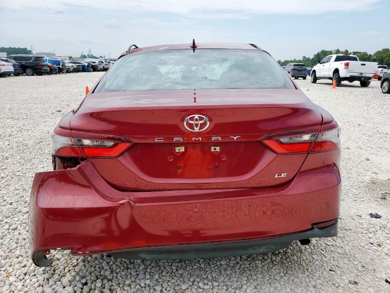 4T1C11AK9NU661537 - 2022 TOYOTA CAMRY LE 红色 照片 6