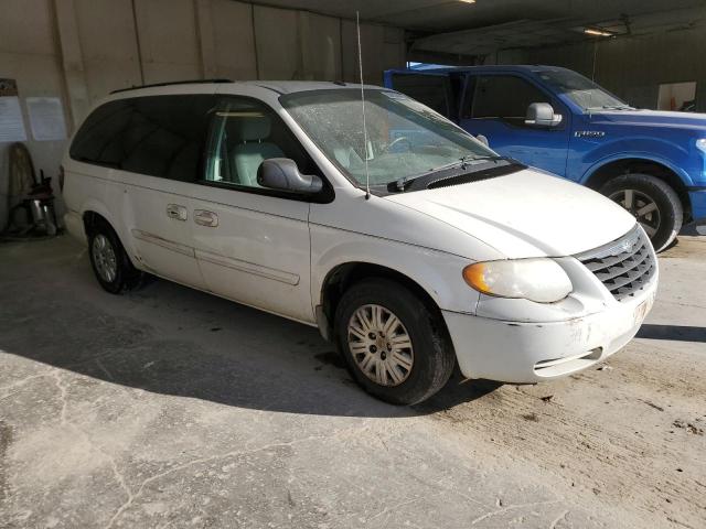 2A4GP44R66R880981 - 2006 CHRYSLER TOWN & COU LX WHITE photo 4