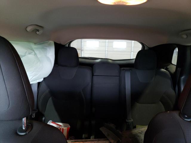 1C4PJMCS1FW794786 - 2015 JEEP CHEROKEE LATITUDE SILVER photo 10