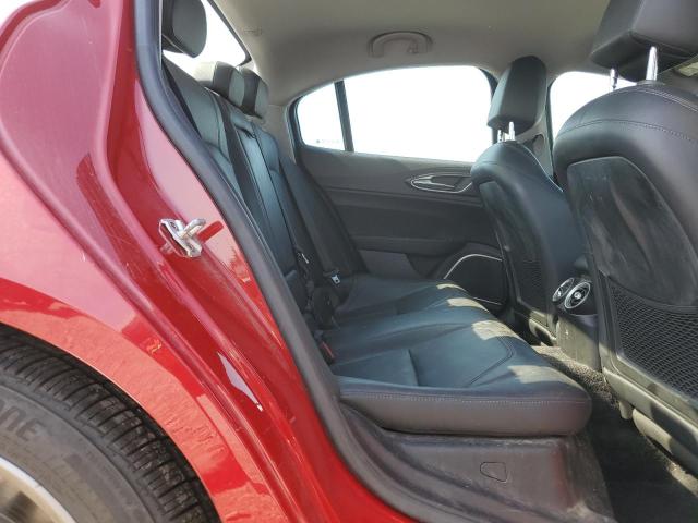 ZARFAEBN8J7570159 - 2018 ALFA ROMEO GIULIA أحمر صورة 10