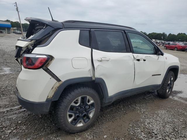 3C4NJDDB1JT451206 - 2018 JEEP COMPASS TRAILHAWK WHITE photo 3