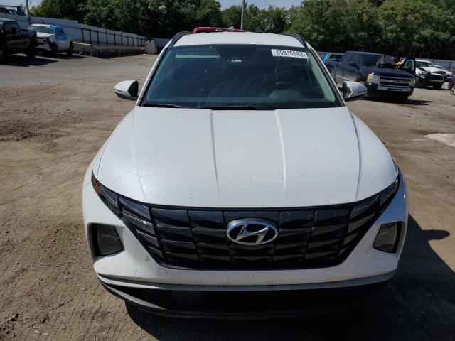 KM8JBCA19NU025675 - 2022 HYUNDAI TUCSON BLUE WHITE photo 5