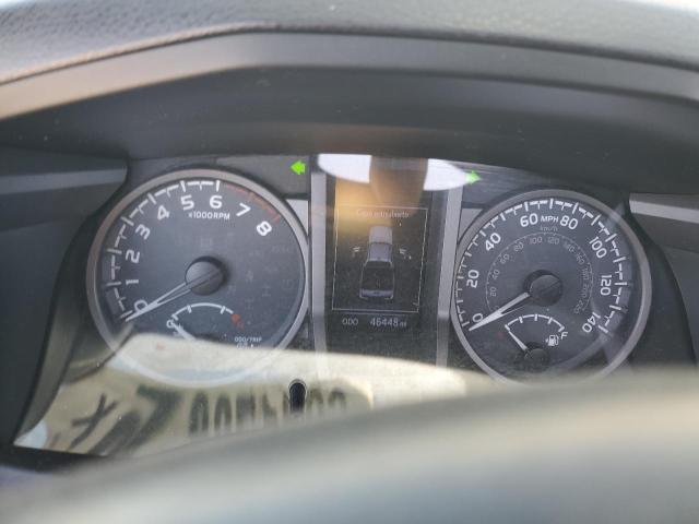 3TMCZ5AN9JM188493 - 2018 TOYOTA TACOMA DOUBLE CAB ნაცრისფერი ფოტო 9