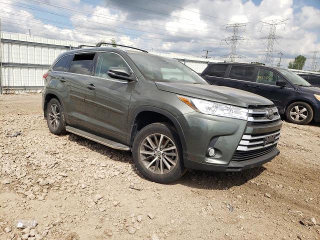 5TDJZRFH0HS403173 - 2017 TOYOTA HIGHLANDER SE GREEN photo 4
