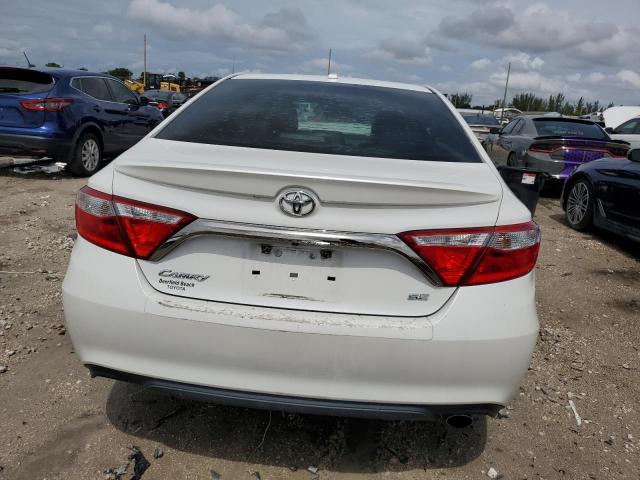 4T1BF1FK3HU324873 - 2017 TOYOTA CAMRY LE WHITE photo 6