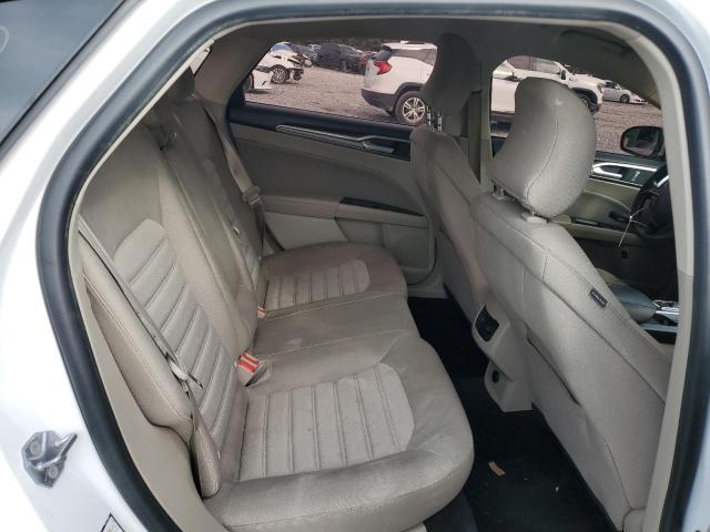 3FA6P0LU4KR205608 - 2019 FORD FUSION SE 白色 照片 10